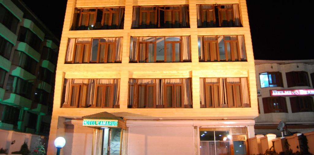 We offer a choice of comfortable rooms and great rates